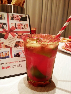 Love actually cocktail party – Cranberry mojito, 3 μεζεδάκια και χριστουγεννιάτικες μπάρες σοκολάτας