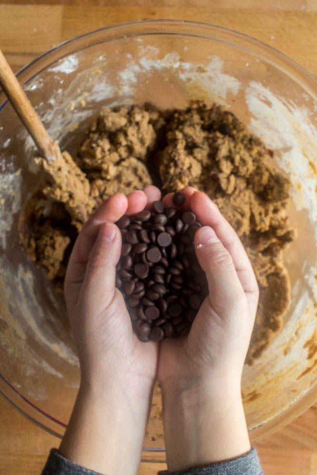 tahini-choc-chip cookies 9