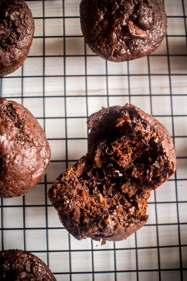 banana chocolate yoghurt muffins 7