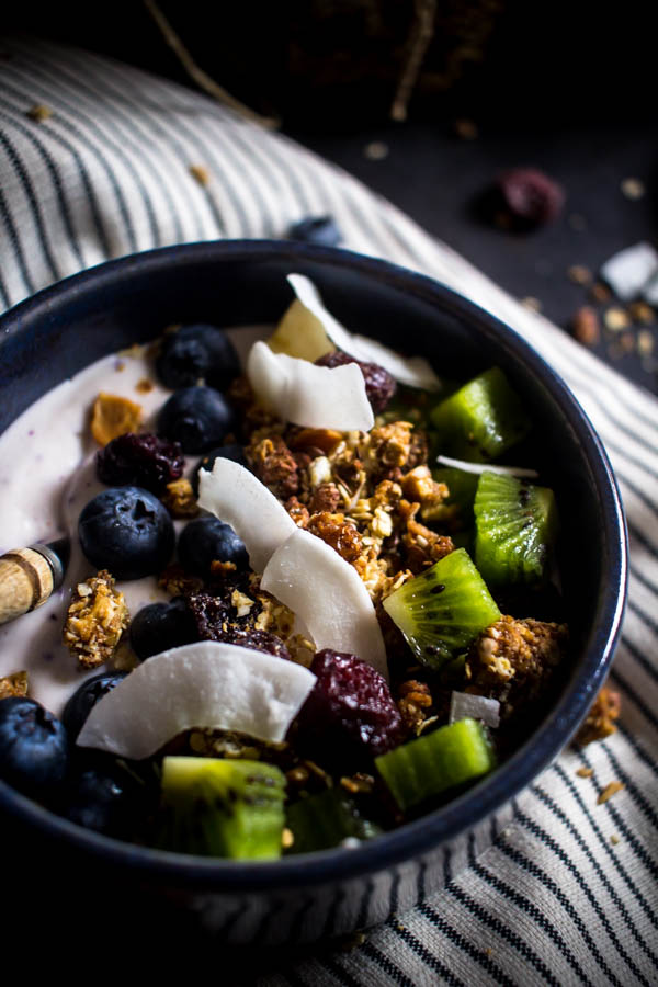 coconut almond granola 8