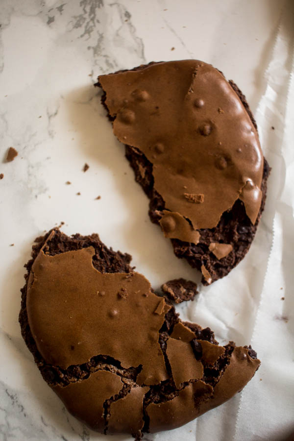 flourless chocolate cookies 5