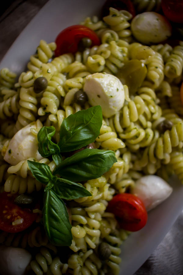 mediterranean pesto pasta salad 6