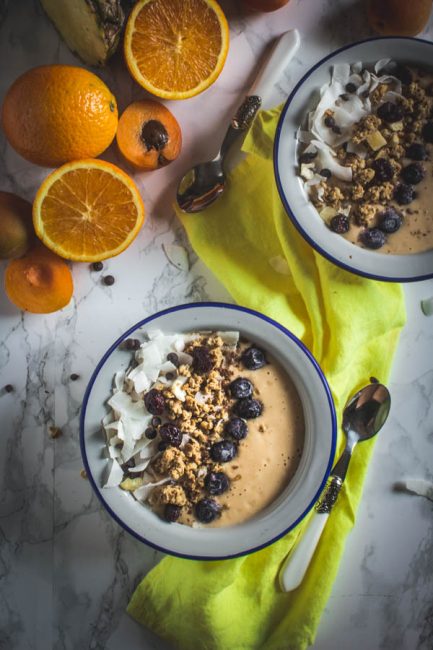 Καλοκαιρινό smoothie bowl