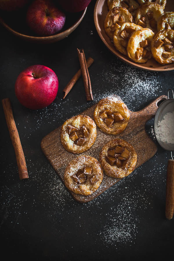 mini puff pastry apple pies 3