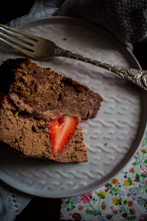 chocolate strawberry cake-5