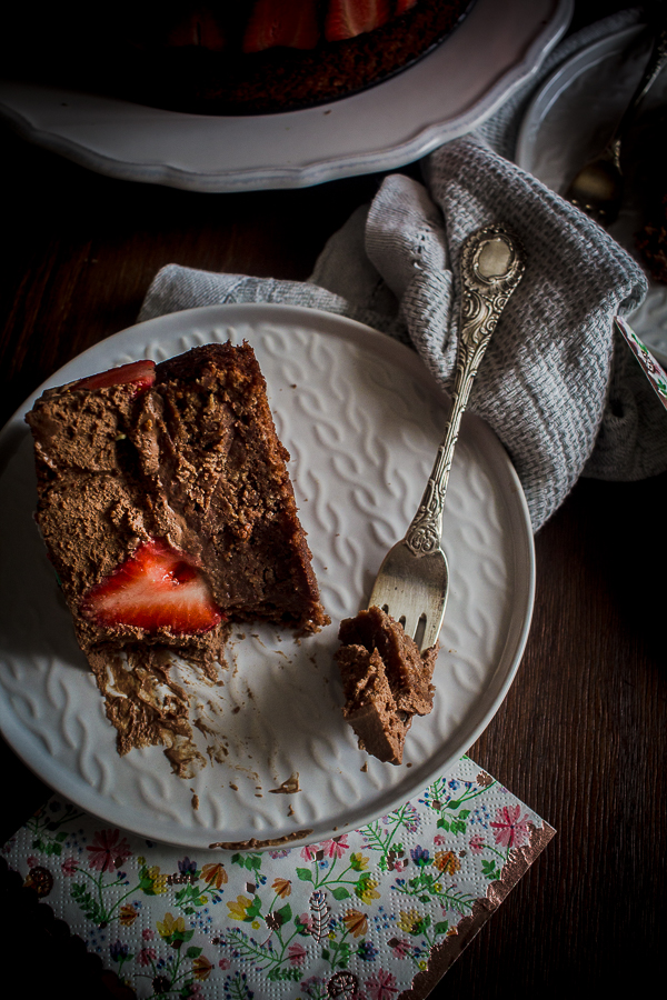 chocolate strawberry cake-7
