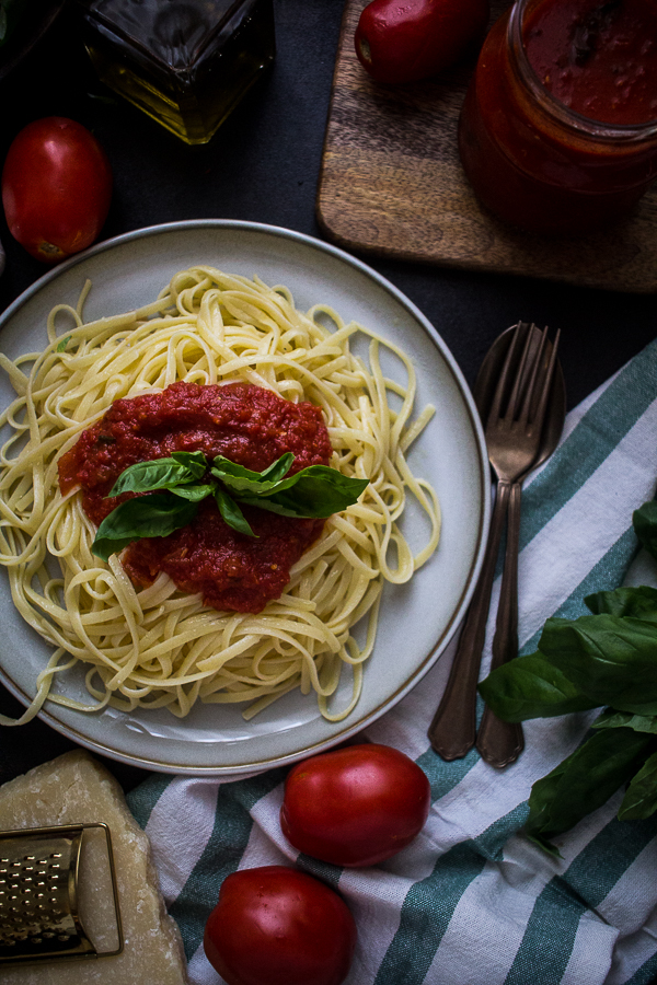 tomato basil pasta sauce-7
