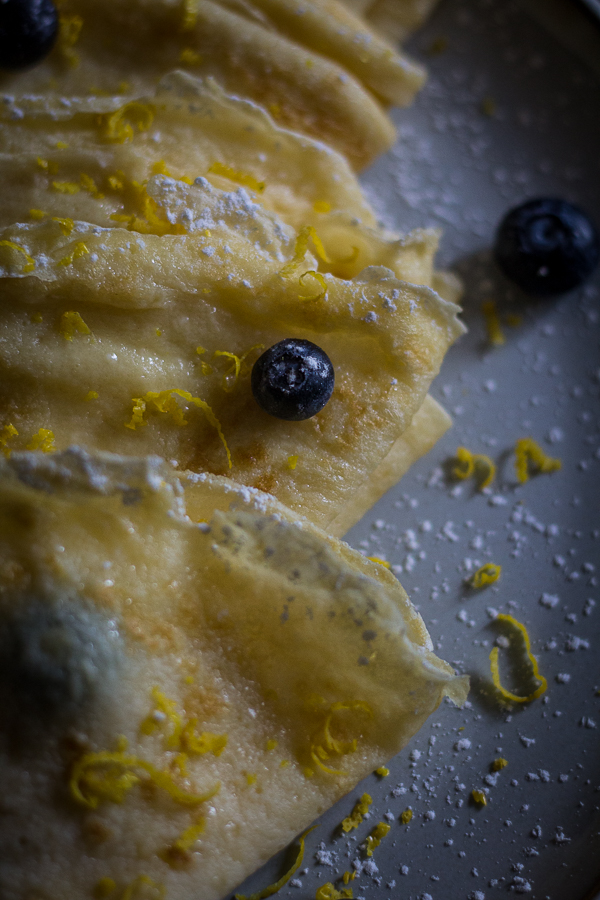 lemon curd blueberries crepes-9