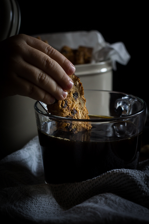 hazelnut chocolate biscotti-10