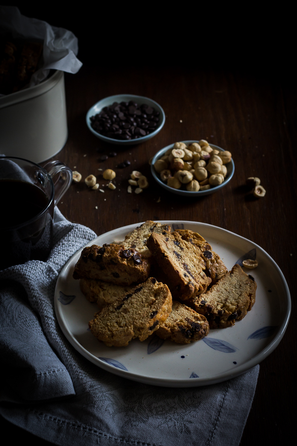 hazelnut chocolate biscotti-3